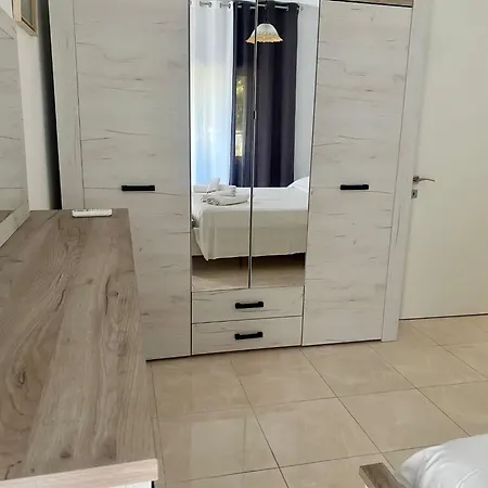 Valamar Nikolla 2 公寓 Hamallaj