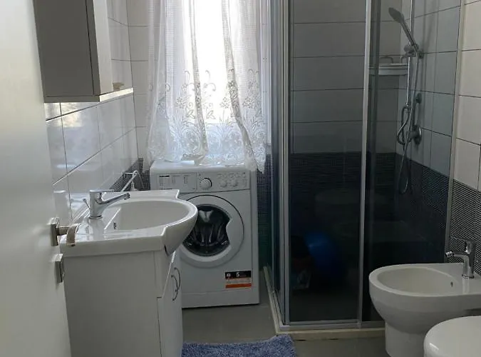 Valamar Nikolla 2 * Hamallaj